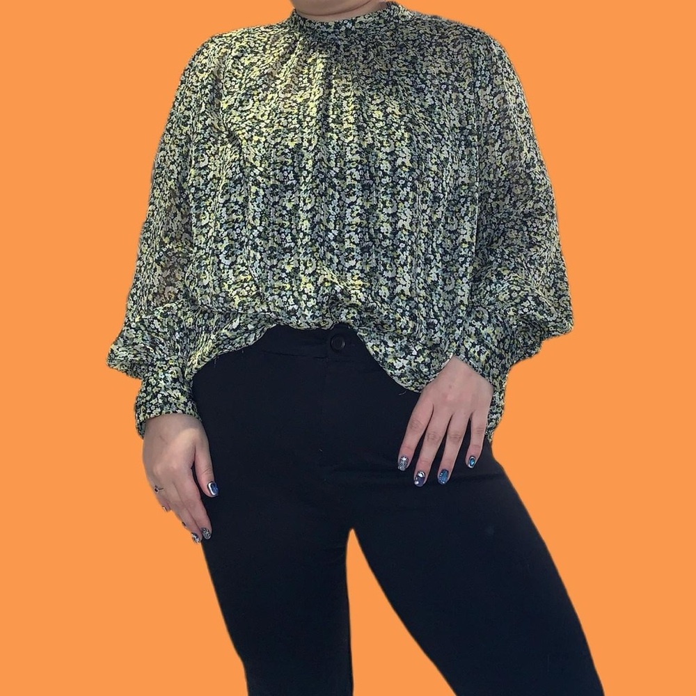 XXL HM women’s floral blouse